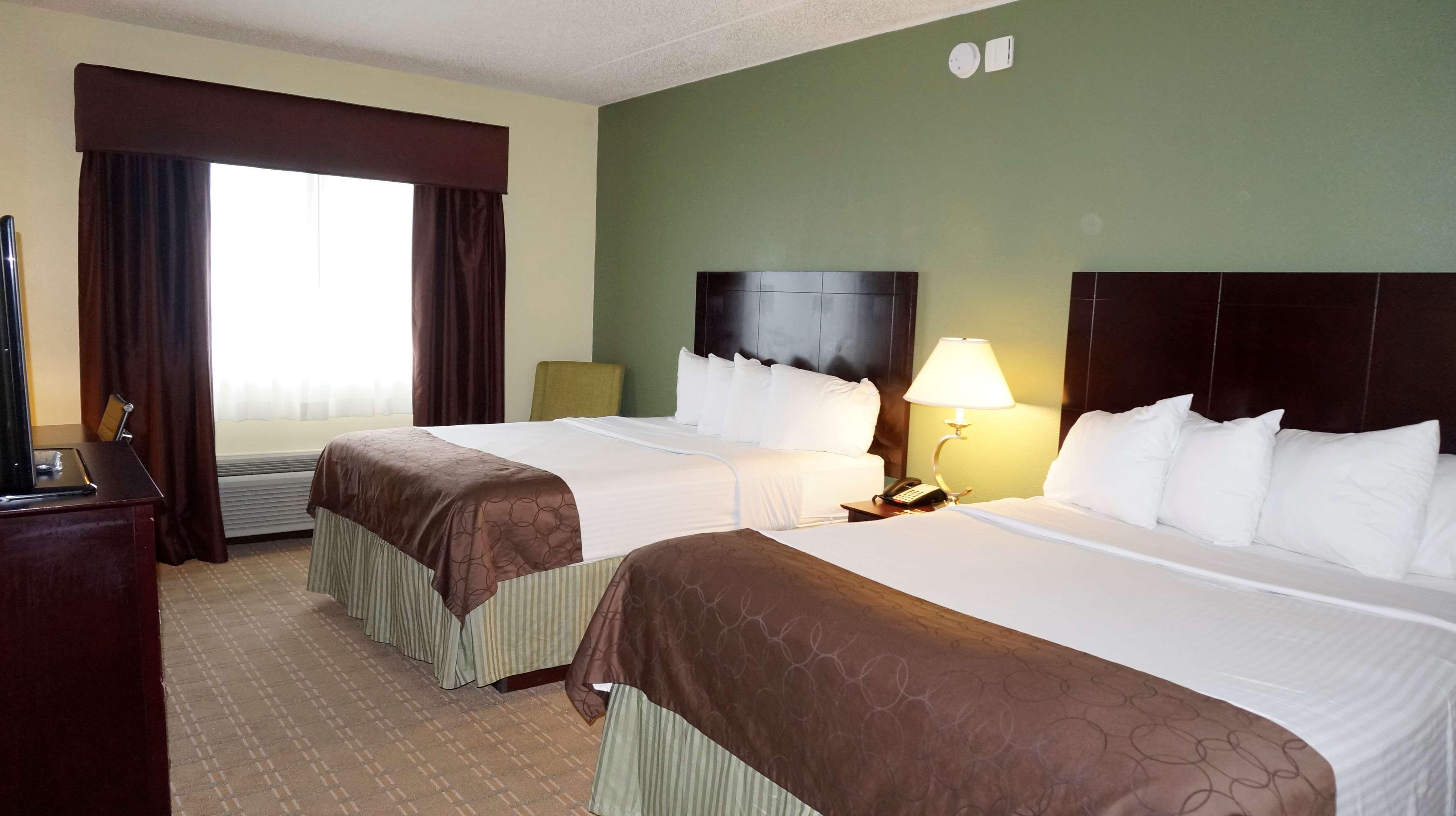 Best Western Airport Inn & Suites Cleveland Brook Park Eksteriør bilde