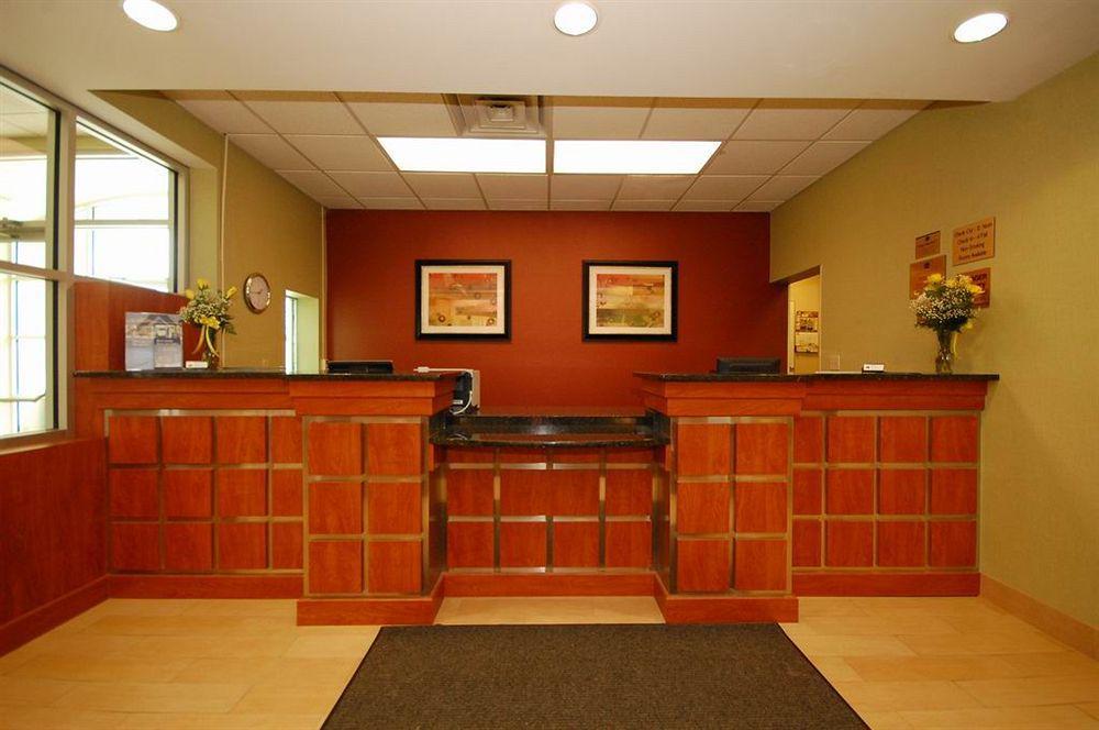 Best Western Airport Inn & Suites Cleveland Brook Park Eksteriør bilde