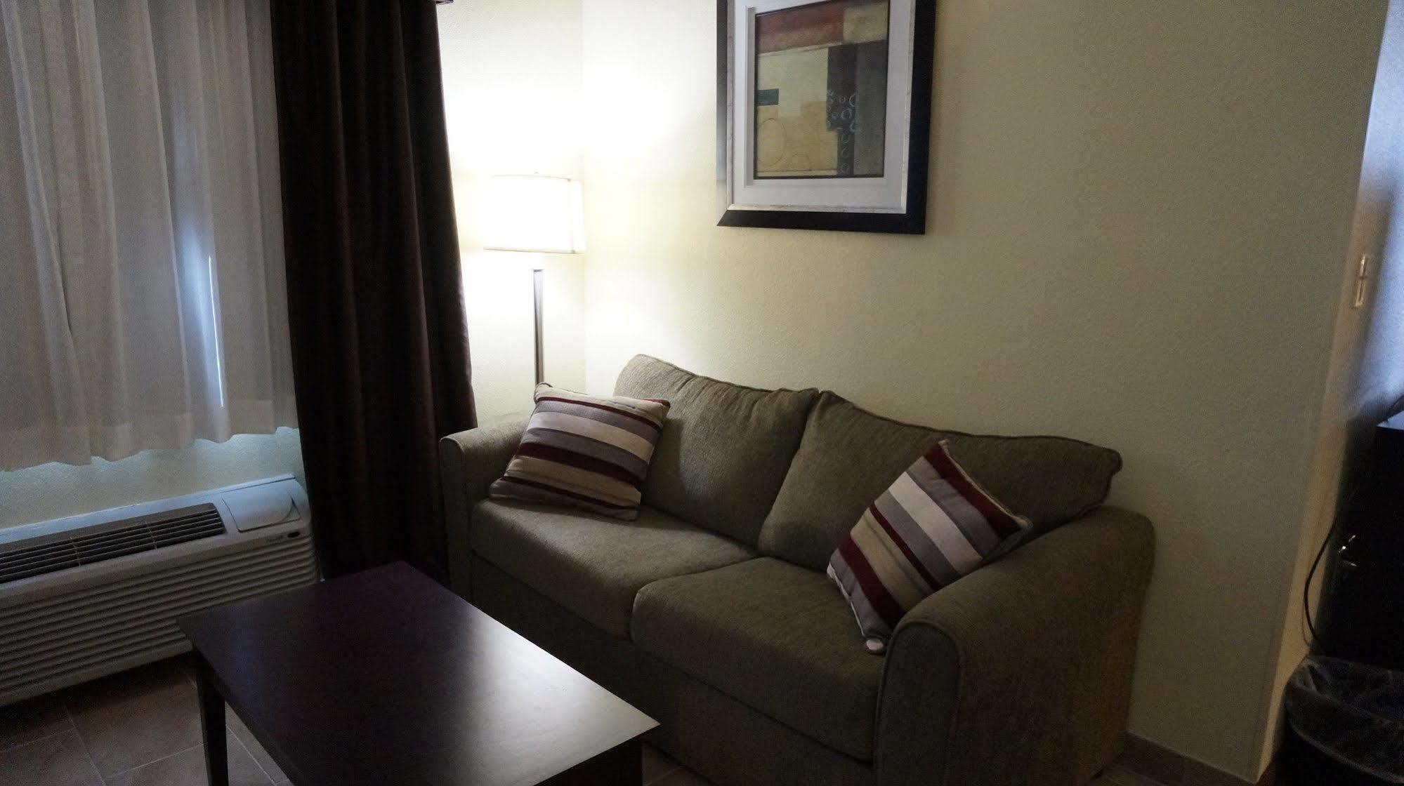 Best Western Airport Inn & Suites Cleveland Brook Park Eksteriør bilde