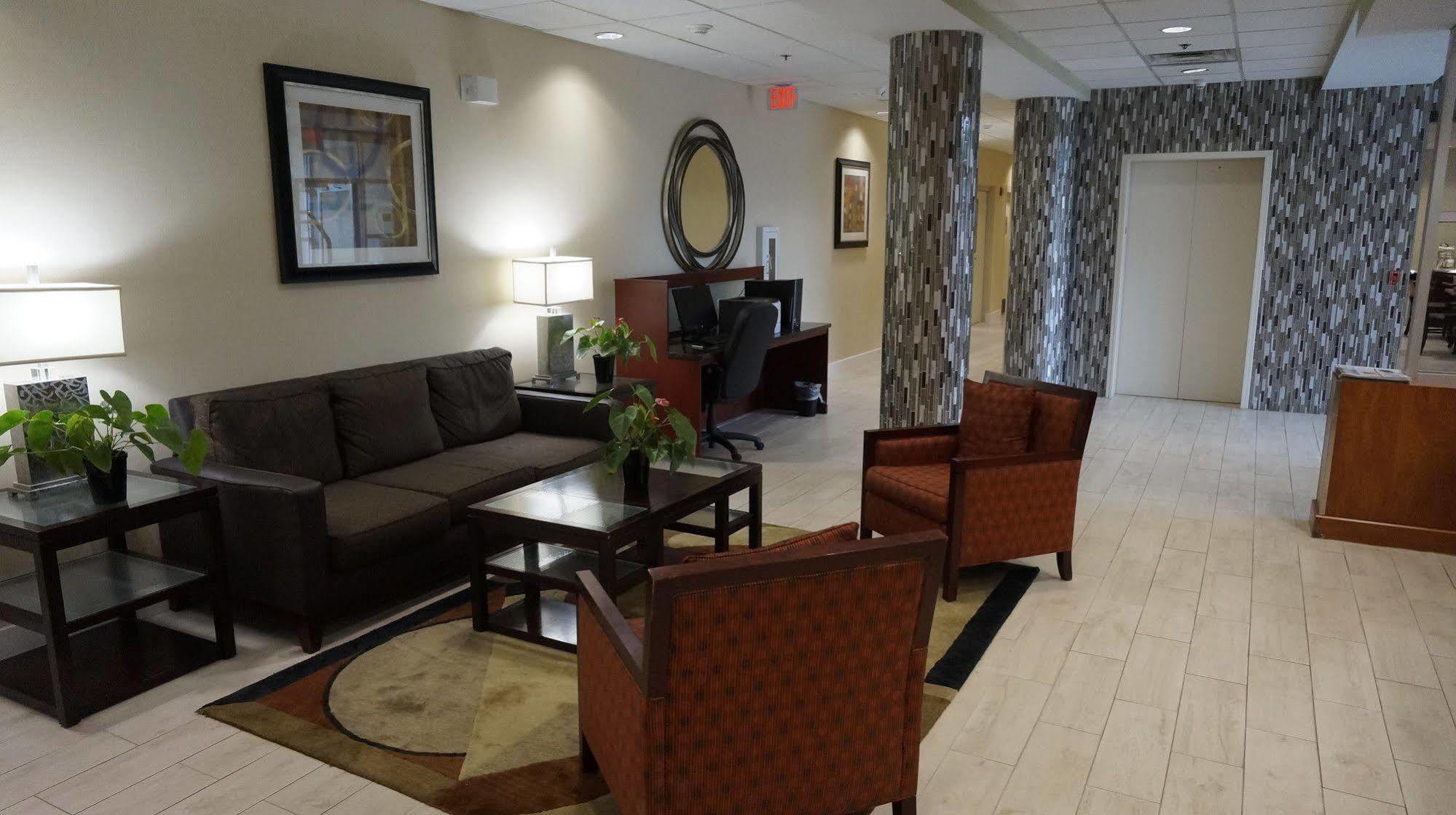 Best Western Airport Inn & Suites Cleveland Brook Park Eksteriør bilde