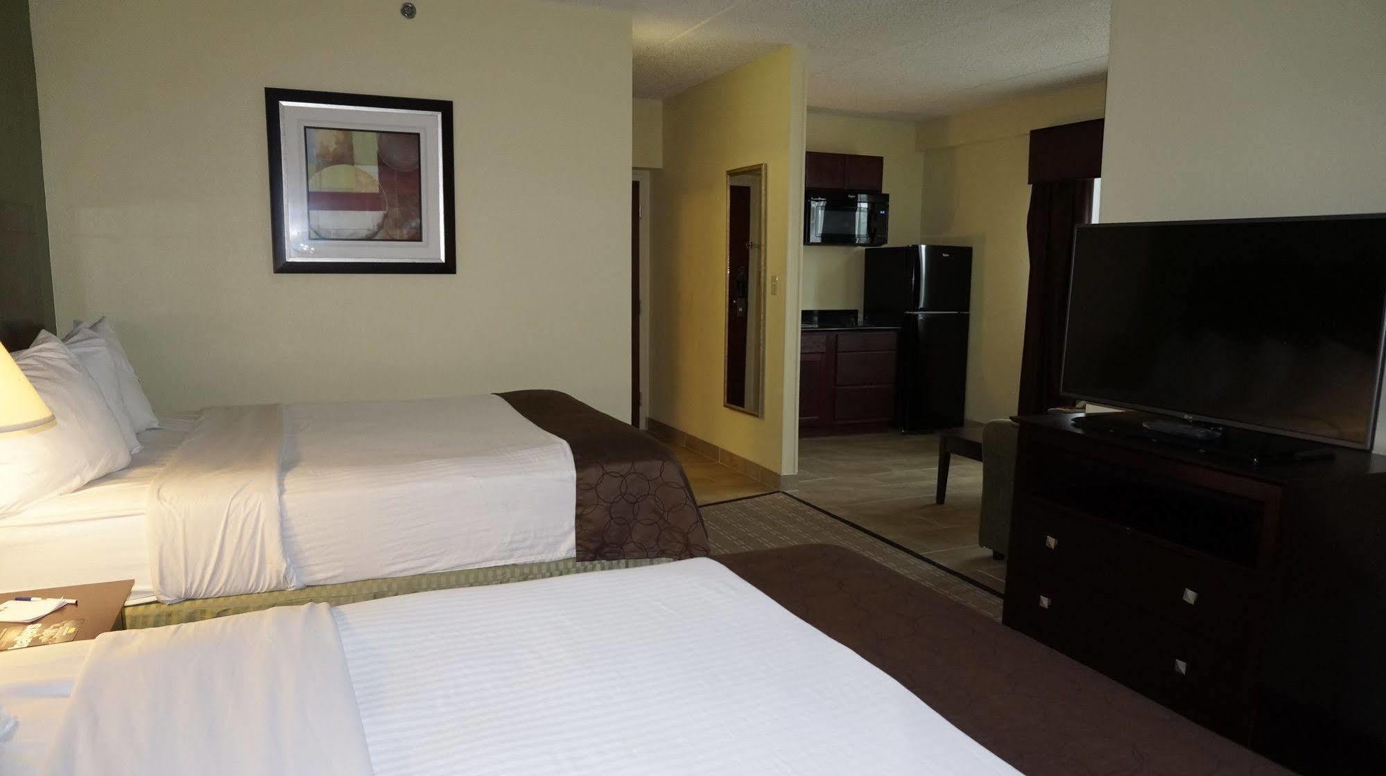 Best Western Airport Inn & Suites Cleveland Brook Park Eksteriør bilde