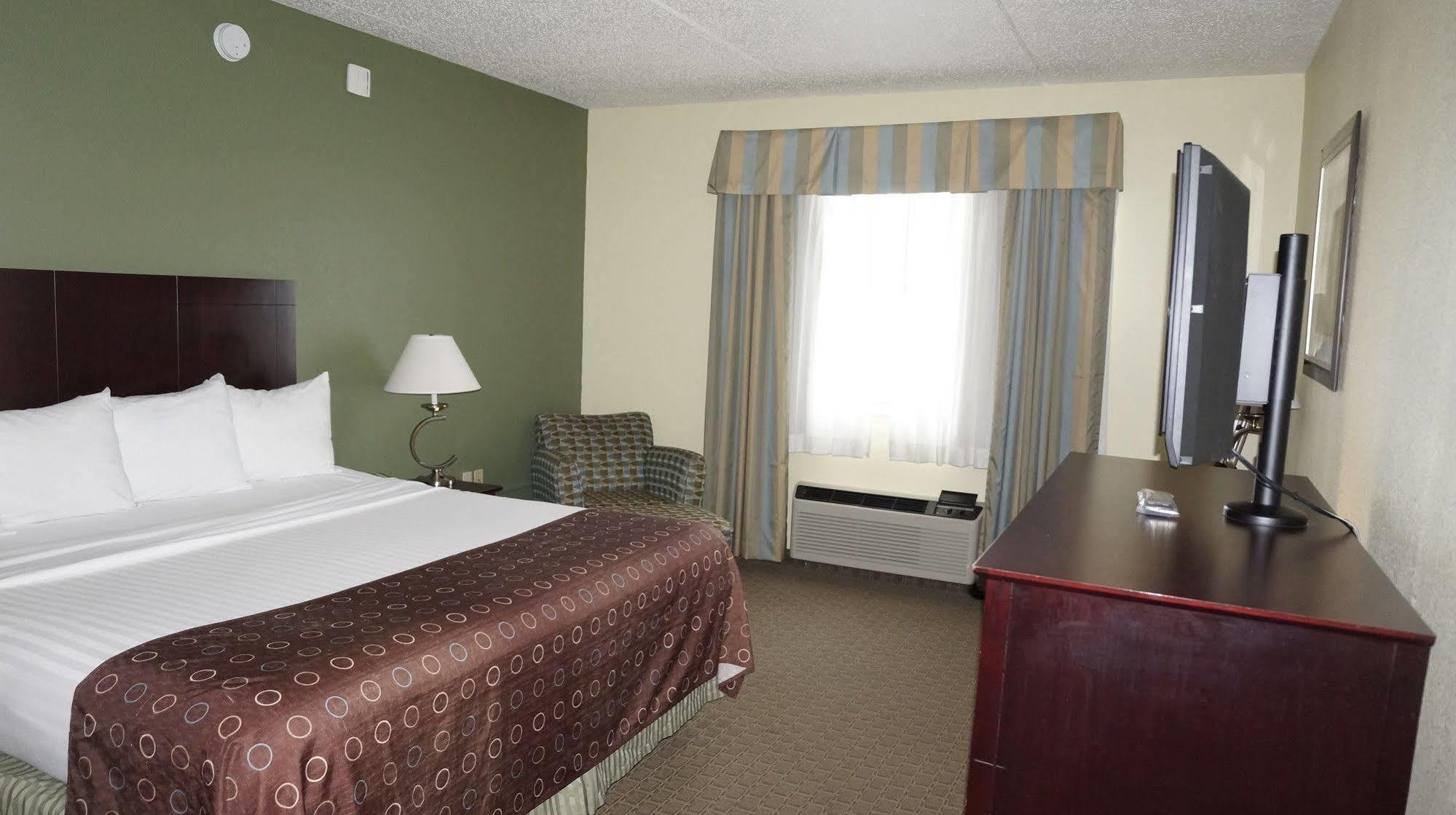 Best Western Airport Inn & Suites Cleveland Brook Park Eksteriør bilde
